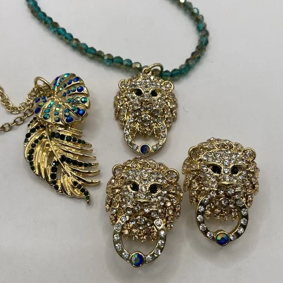 Heidi Daus Anniversary Collection 3 Piece Necklace & Earrings Set Lion Palm